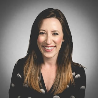 Janelle Bevan headshot